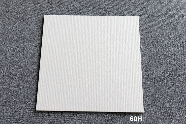 Acabado pulido Tile de porcelana súper blanco 600x600 Estilo moderno resistente al desgaste